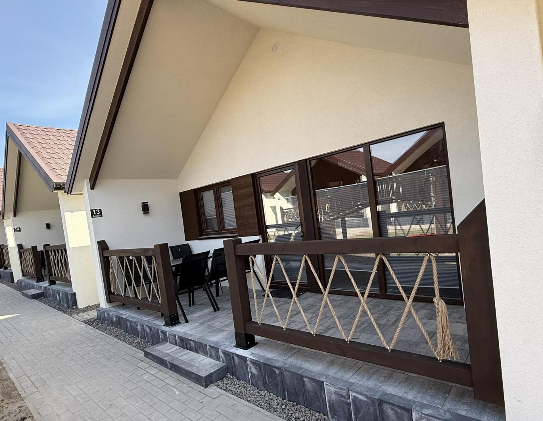 Hotel Osrodek Wczasowy Amelia Jarosławiec Exterior foto